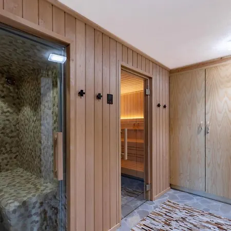 La Tsoum Chalet *